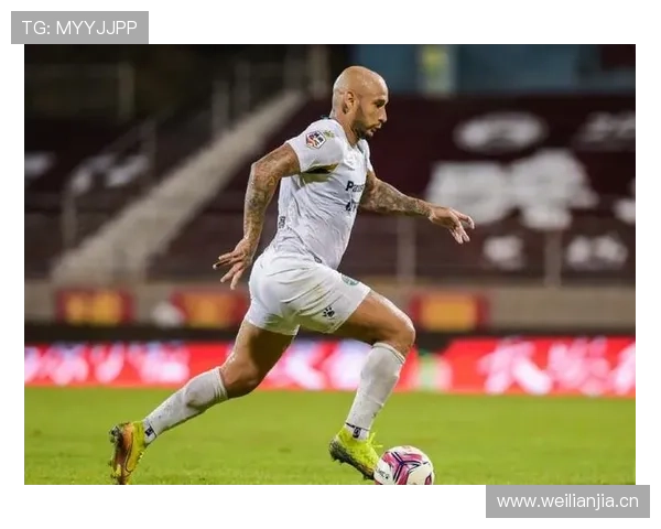 佩德里大赛表现质疑:关键战发挥稳定性与战术角色解析 佩德里大赛表现质疑:关键战发挥稳定性与战术角色解析