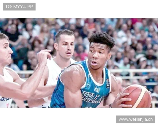 深入解析三秒规则的国际差异：FIBA与NBA有何不同？